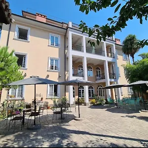 https://hotel-votra.albaniahotels.org