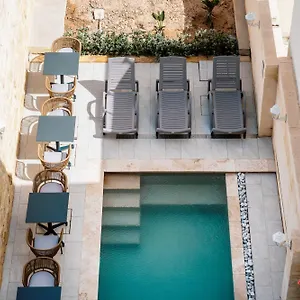 https://stays-by-zzzing.qawrahotelsmalta.org