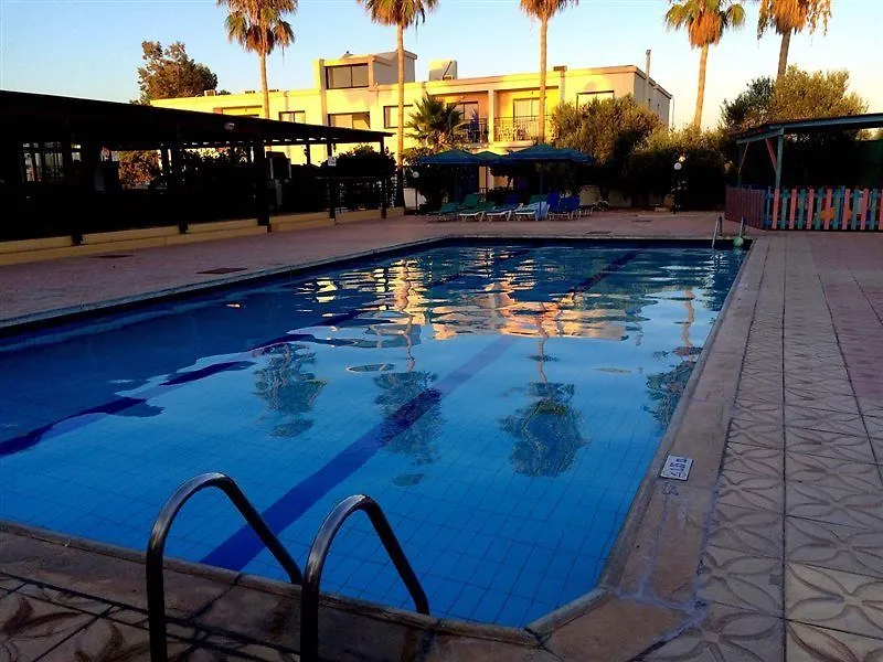Carina Hotel Apartments Agia Napa 2*,